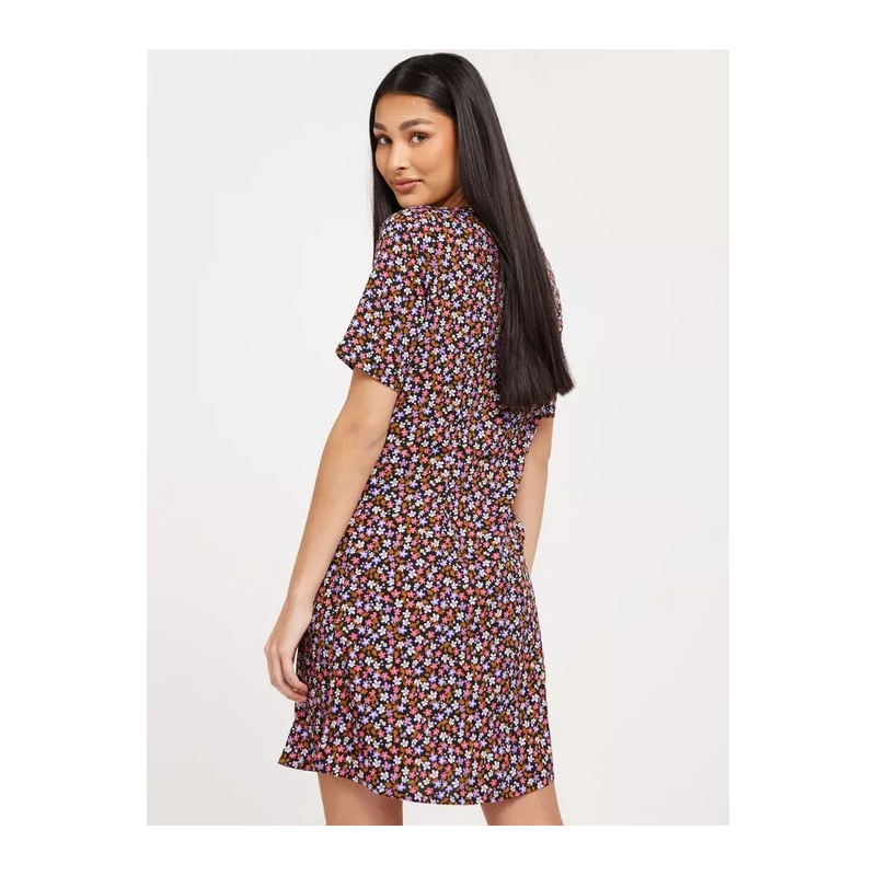 VESTIDO CORTO CON MANGAS NMRUE