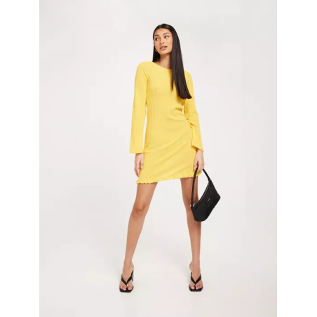 VESTIDO CON ESPALDA DESCUBIERTA PCBREEZE