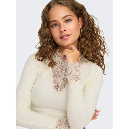TOP ENCAJE CUELLO ALTO ONLTILDE